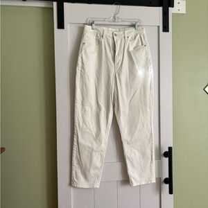 American Eagle Cream Curvy mom High-Waisted Jeans